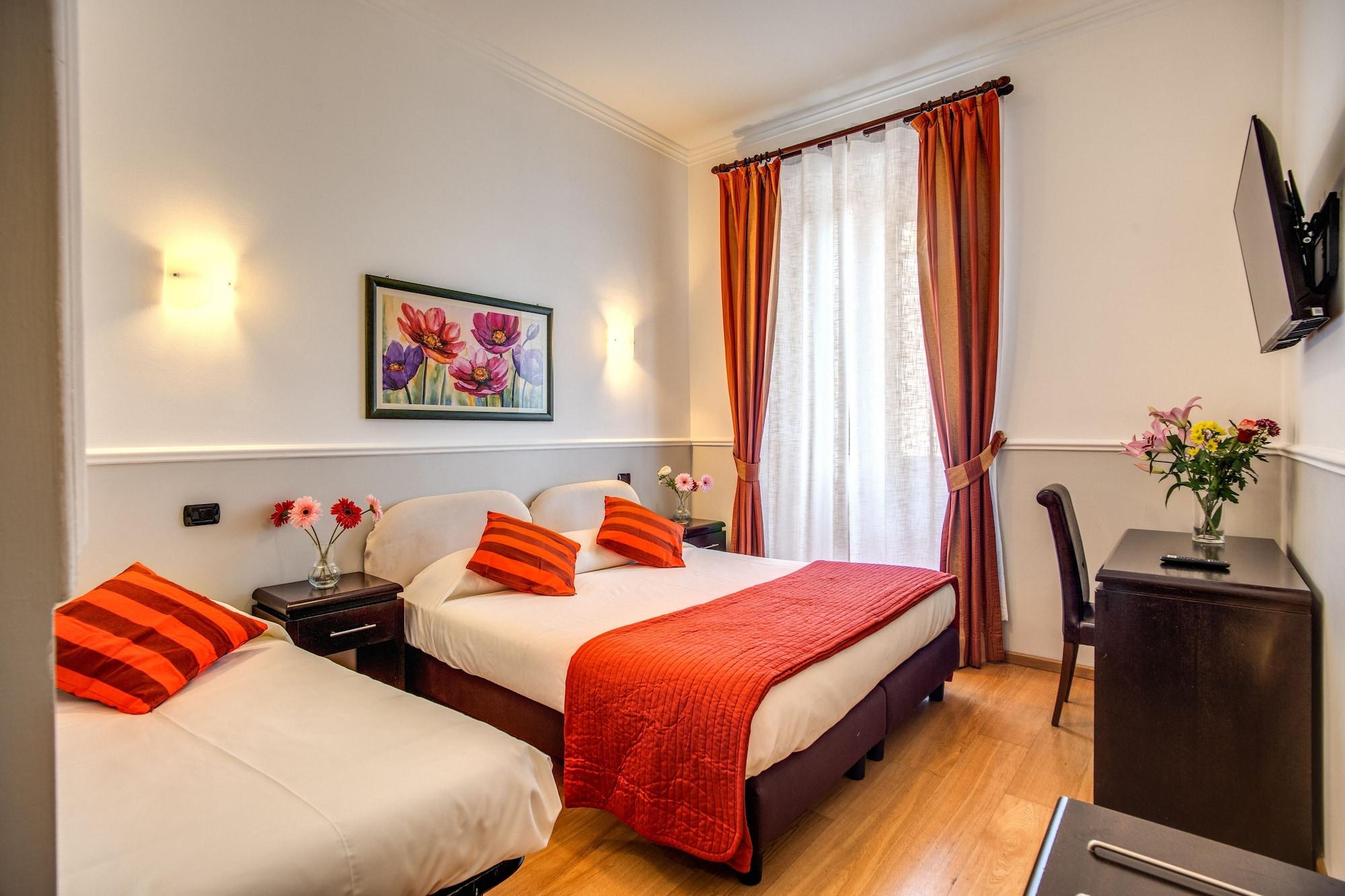 Hotel Everest