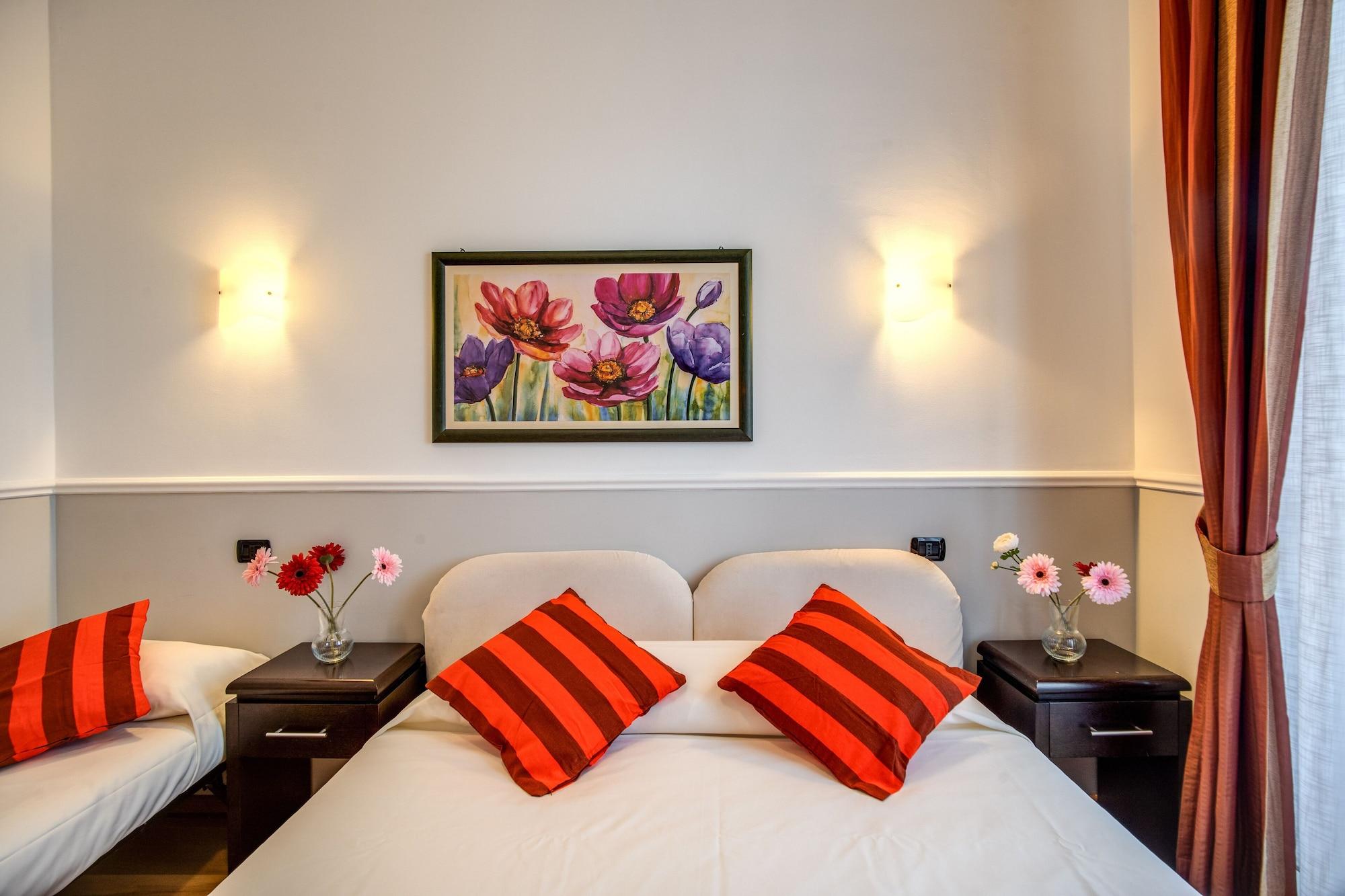 Everest Hotel