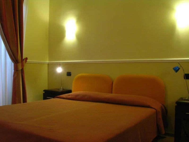 Everest Hotel Roma