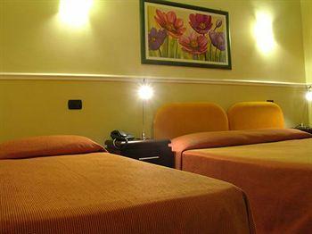 Everest Hotel Roma