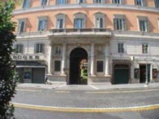 Hotel Everest